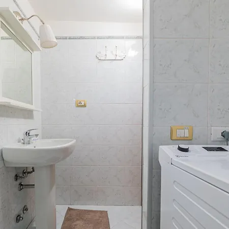 Juliet's Paradise Balcongraffiti In * Werona